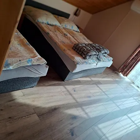 Alinka Apartmanhaz * Balatonlelle