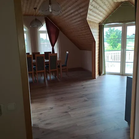 Alinka Apartmanhaz 巴拉通雷勒